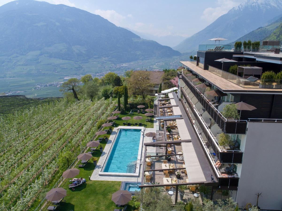 Hotel Patrizia Tirolo Bagian luar foto